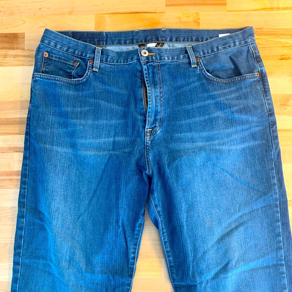 Men’s Lucky Brand Jeans, straight leg, size 38